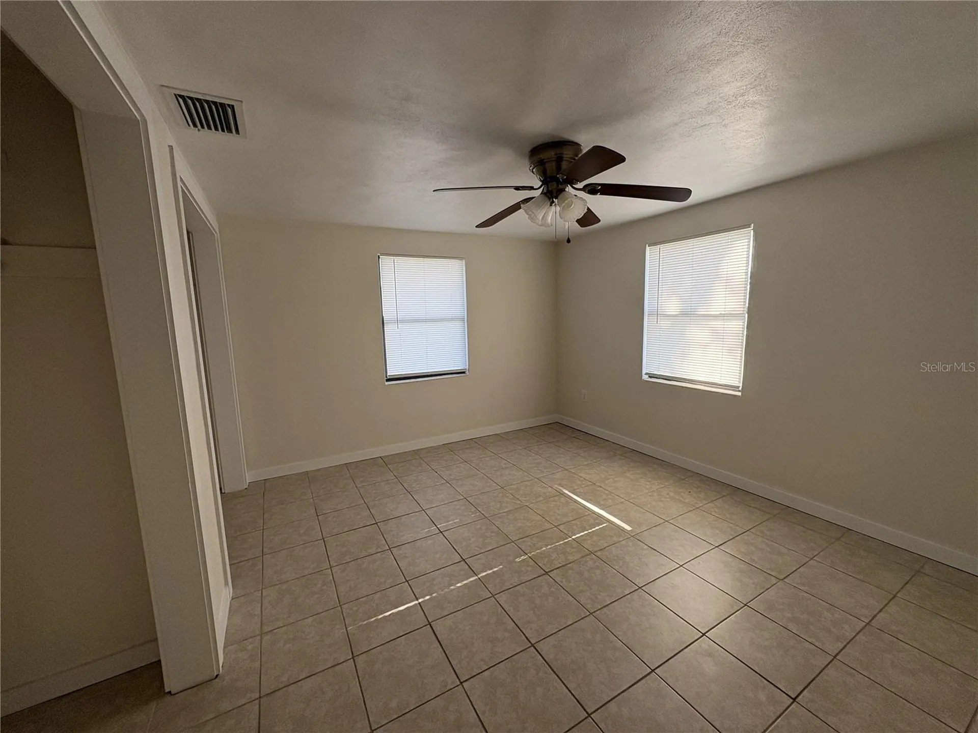 107 W Golf Links Avenue Eustis FL 32726