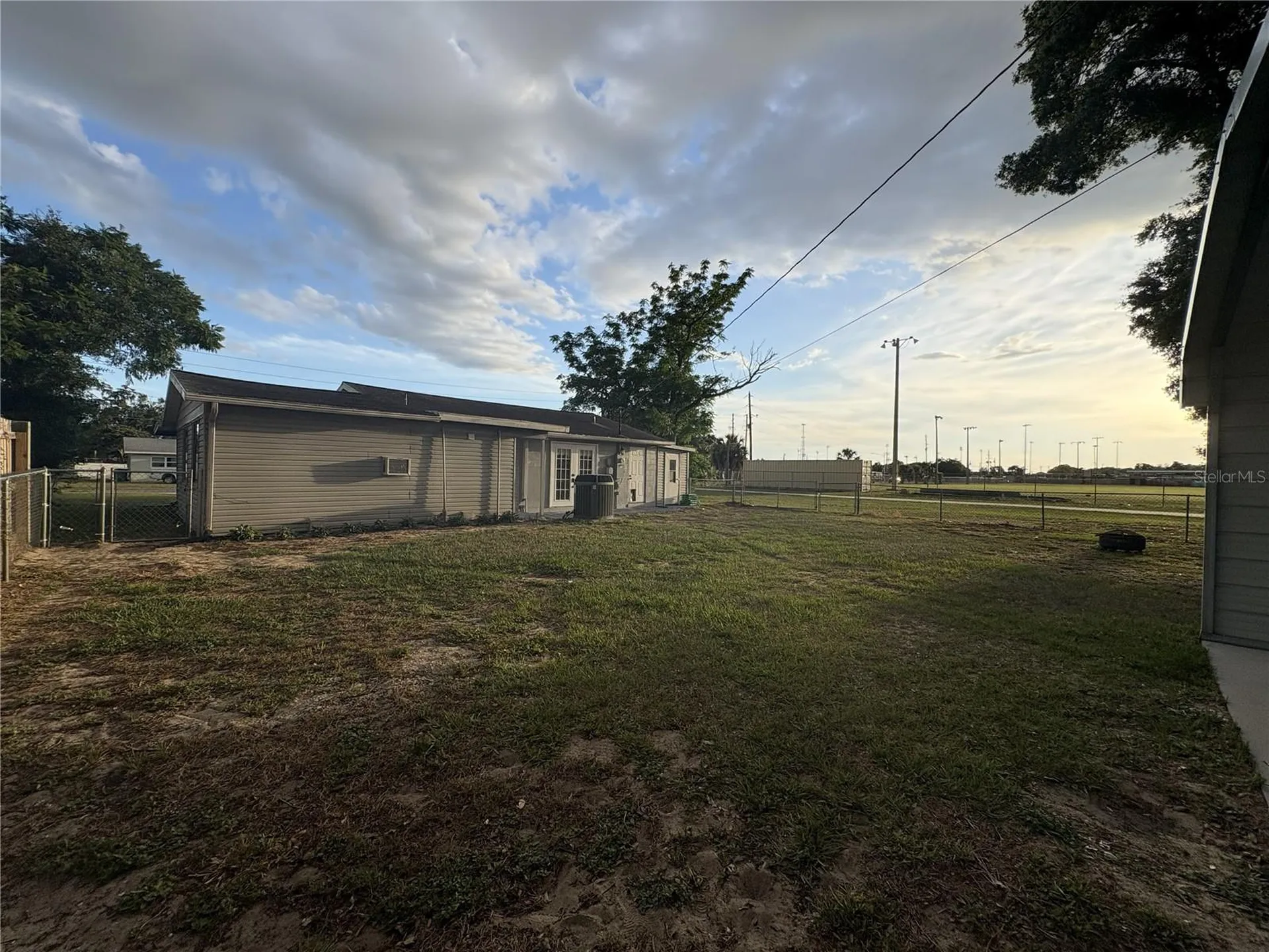 107 W Golf Links Avenue Eustis FL 32726