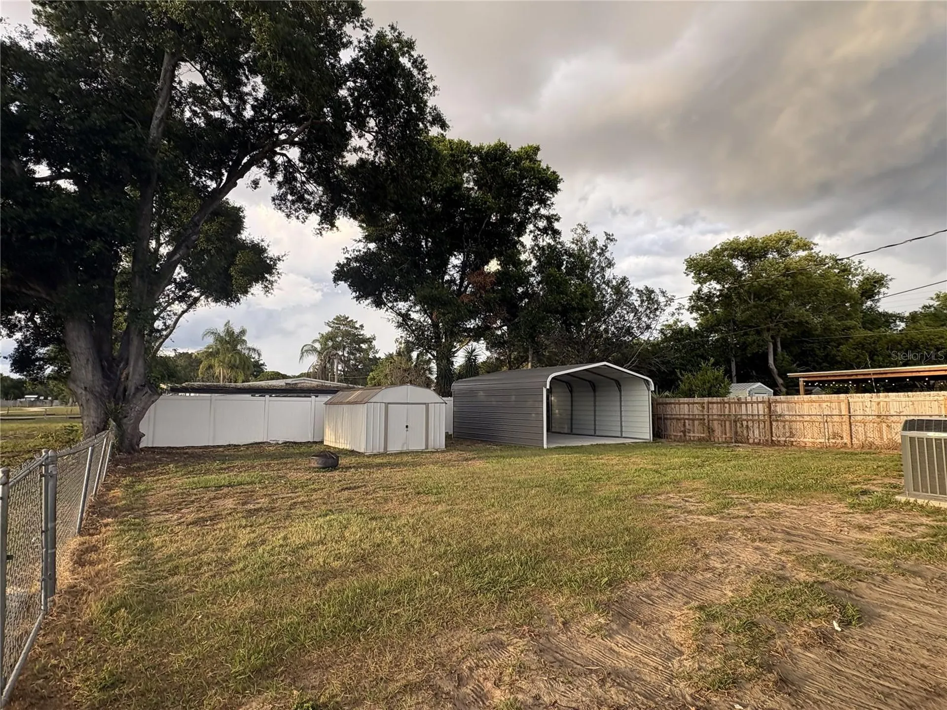 107 W Golf Links Avenue Eustis FL 32726