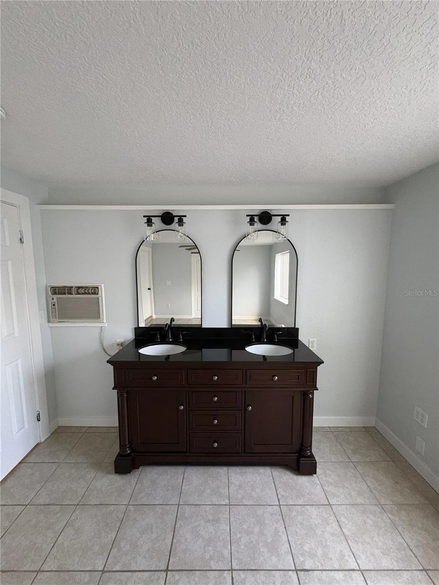 107 W Golf Links Avenue Eustis FL 32726