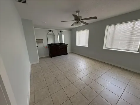 107 W Golf Links Avenue Eustis FL 32726