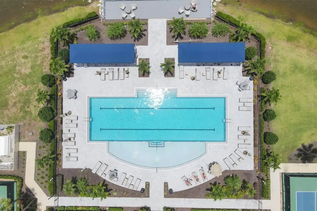 17727 Savory Mist Circle Bradenton FL 34211