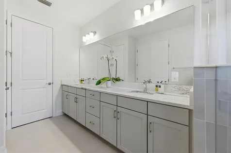 17727 Savory Mist Circle Bradenton FL 34211