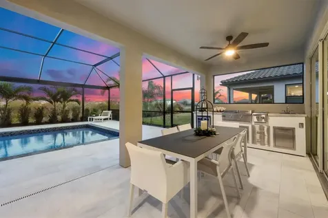 17727 Savory Mist Circle Bradenton FL 34211