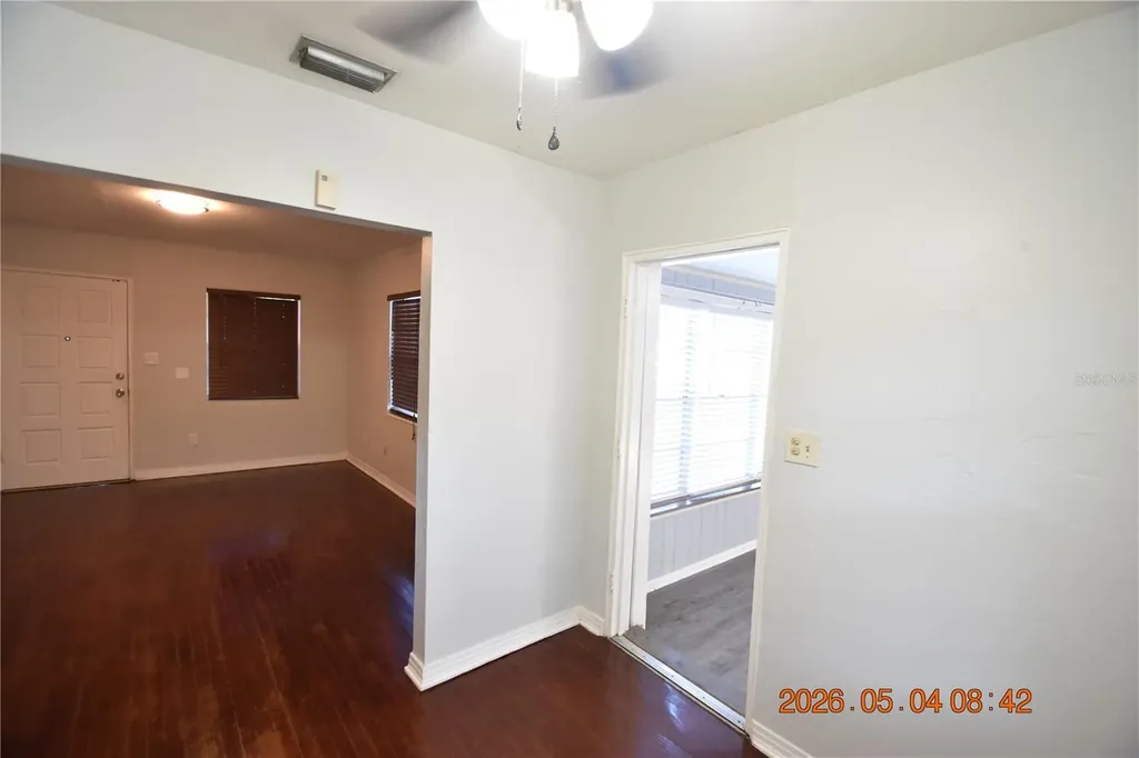 2801 Sanders Drive Tampa FL 33611