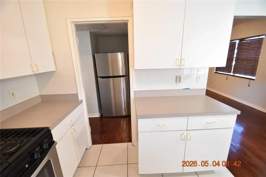 2801 Sanders Drive Tampa FL 33611