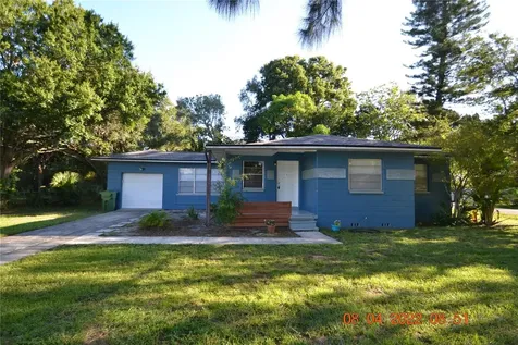 2801 Sanders Drive Tampa FL 33611
