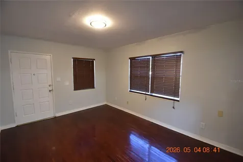 2801 Sanders Drive Tampa FL 33611