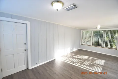 2801 Sanders Drive Tampa FL 33611