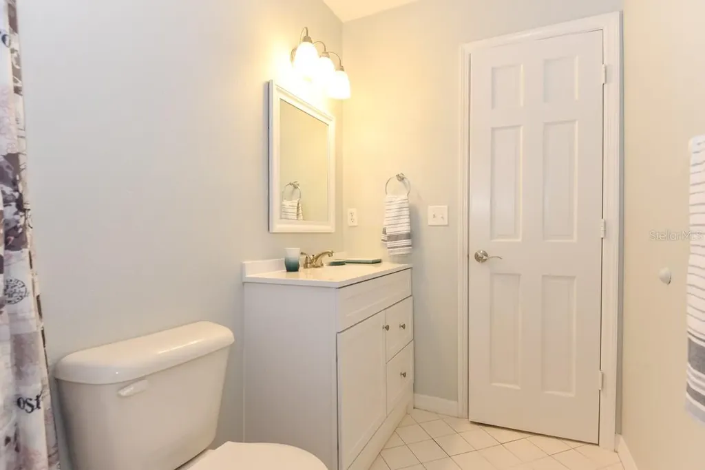 24 Lake Vista Way Ormond Beach FL 32174