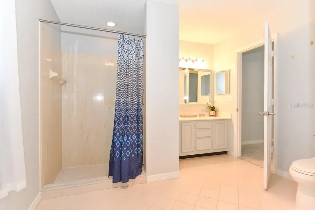 24 Lake Vista Way Ormond Beach FL 32174