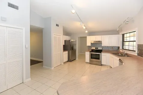 24 Lake Vista Way Ormond Beach FL 32174