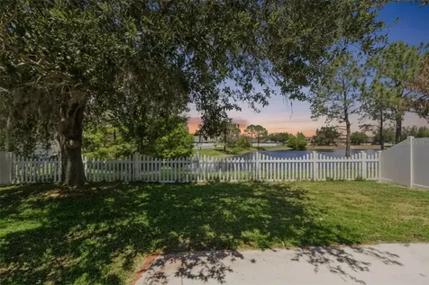 560 Brown Bear Way St Cloud FL 34772