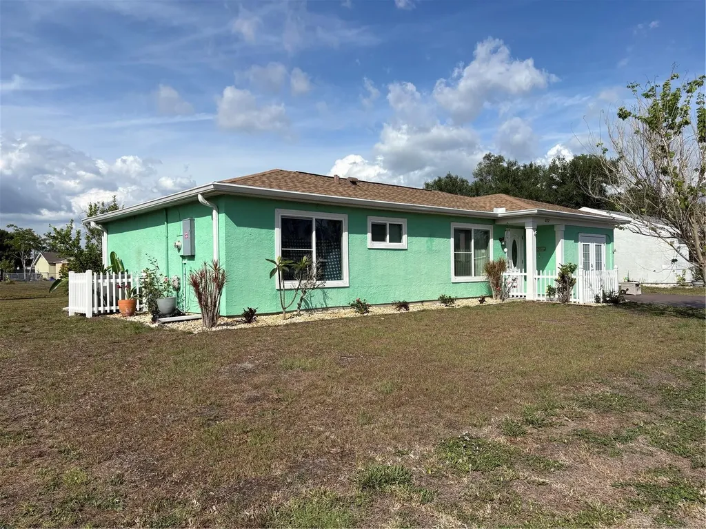 6752 Dennison Avenue North Port FL 34287