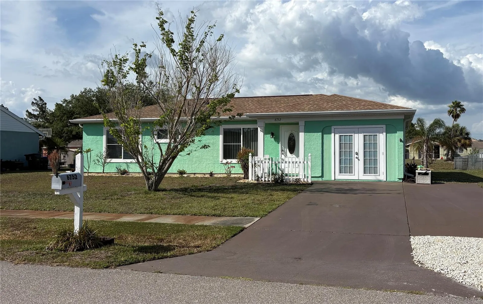 6752 Dennison Avenue North Port FL 34287