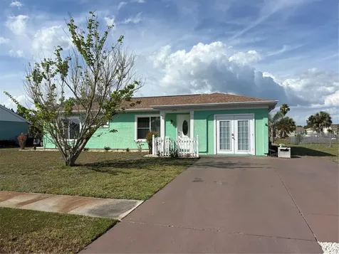 6752 Dennison Avenue North Port FL 34287