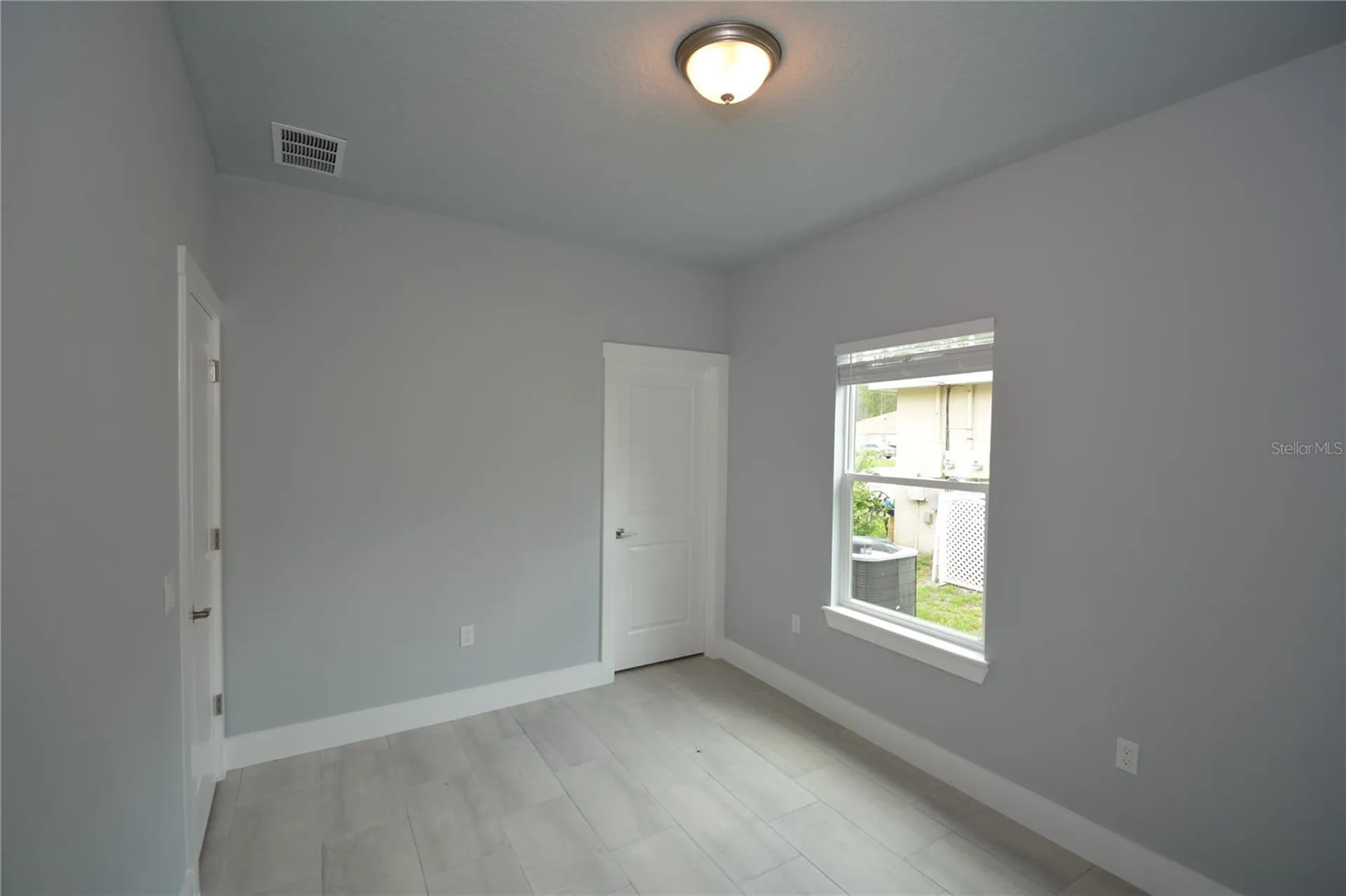 28 Slumberland Path Palm Coast FL 32164