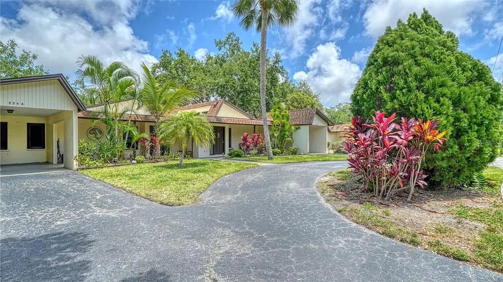 2247 Bispham Road Sarasota FL 34231