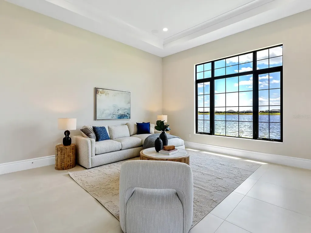 572 Blue Shell Loop Sarasota FL 34240