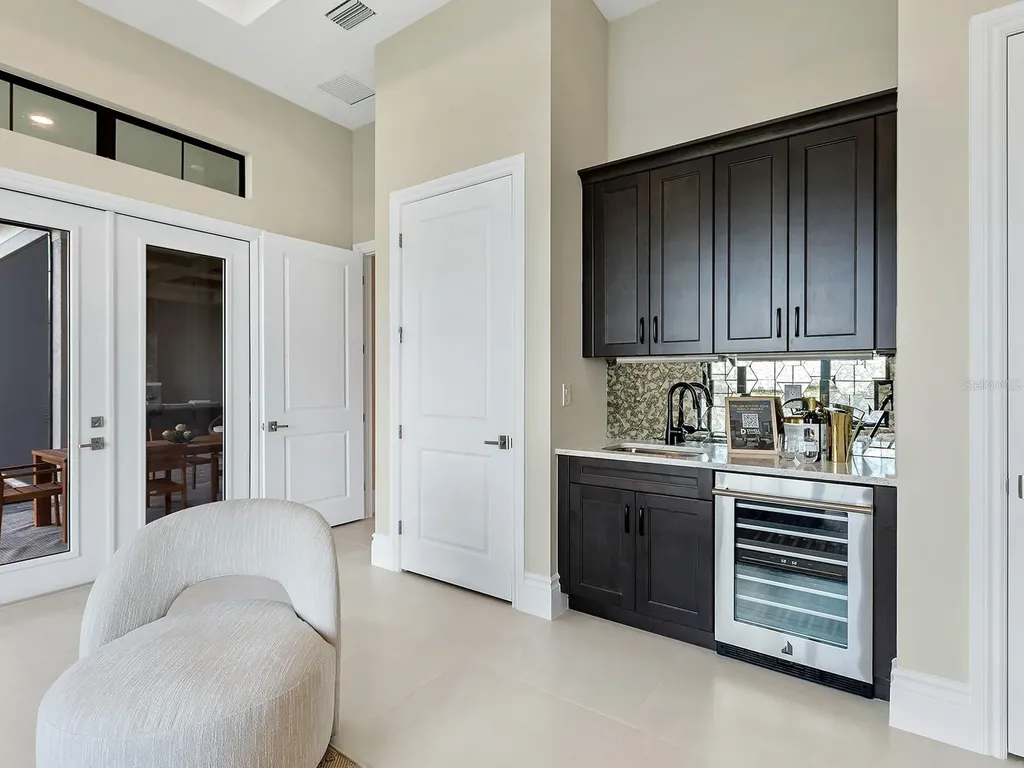 572 Blue Shell Loop Sarasota FL 34240