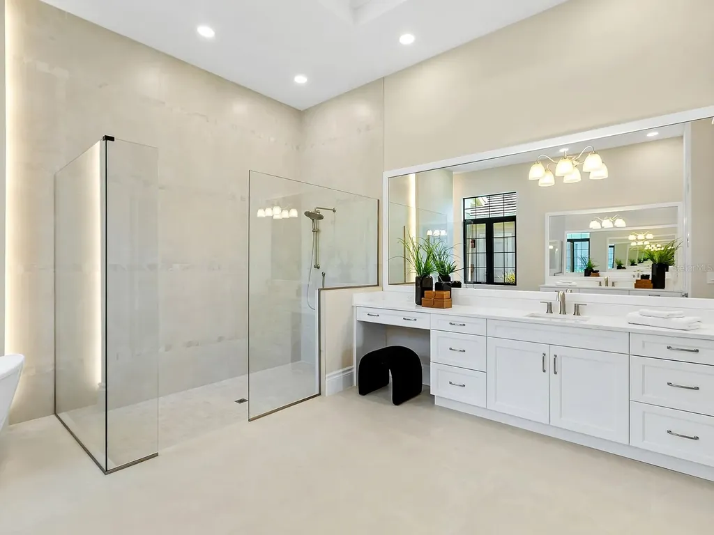 572 Blue Shell Loop Sarasota FL 34240