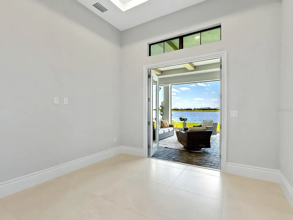 572 Blue Shell Loop Sarasota FL 34240
