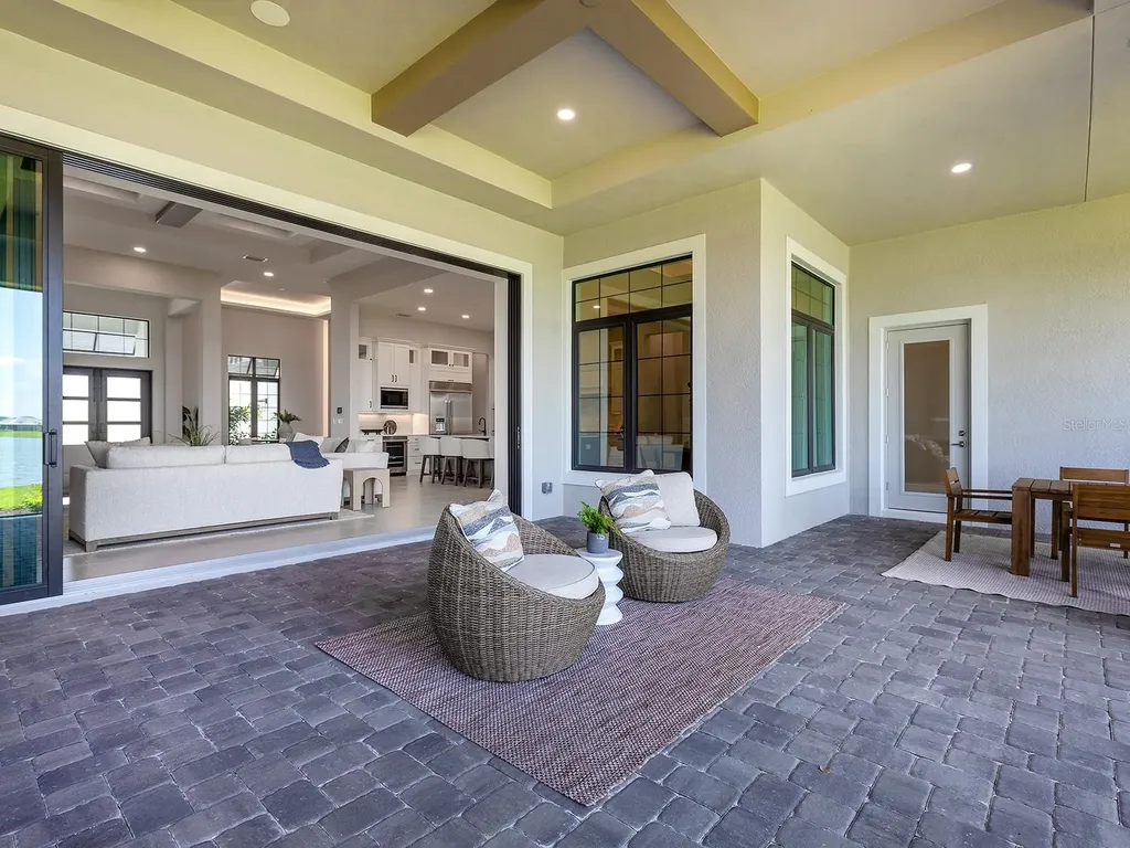572 Blue Shell Loop Sarasota FL 34240