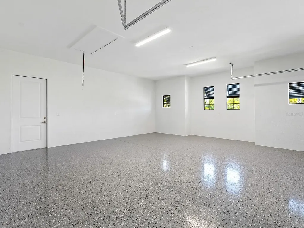 572 Blue Shell Loop Sarasota FL 34240