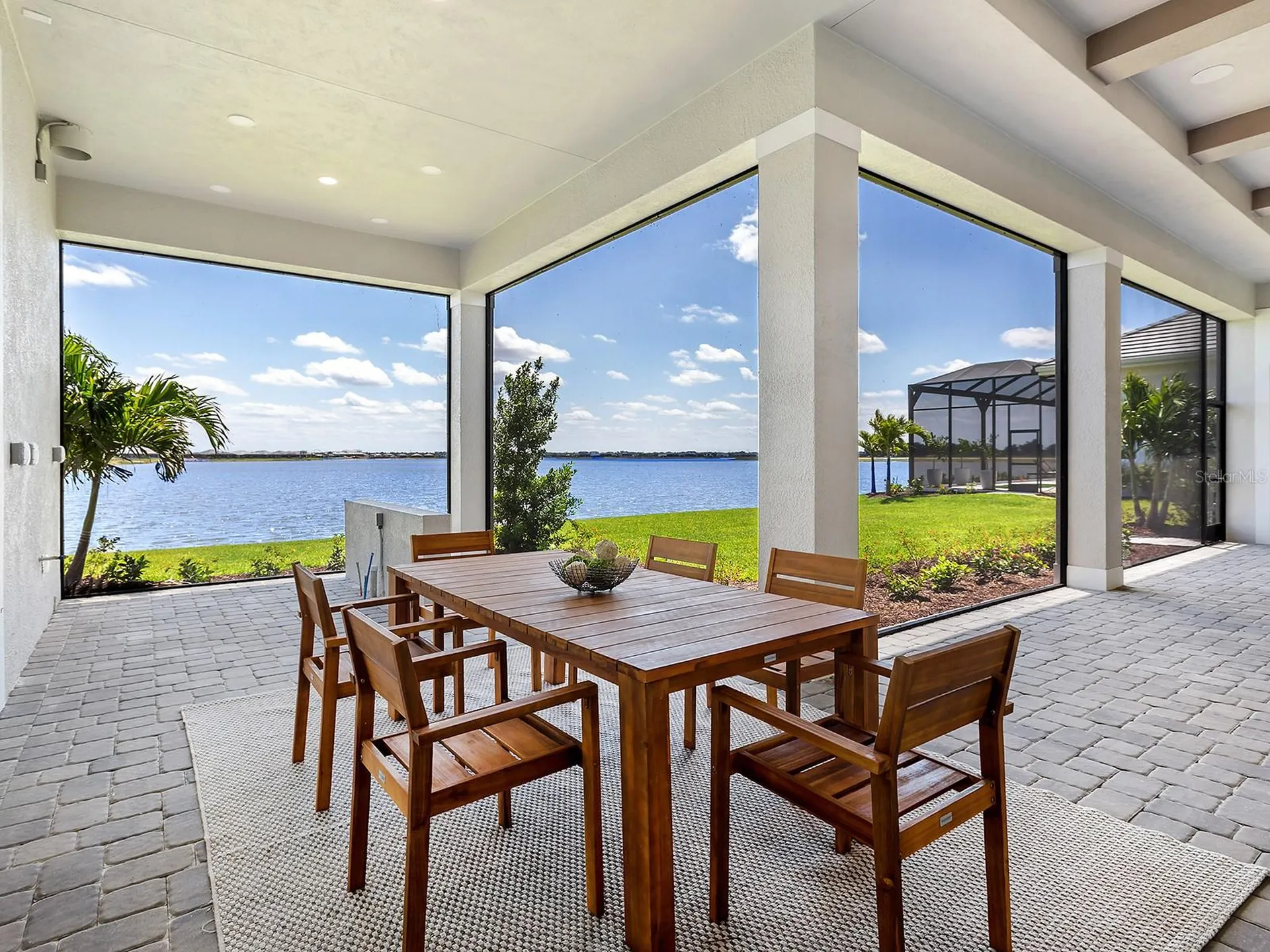 572 Blue Shell Loop Sarasota FL 34240
