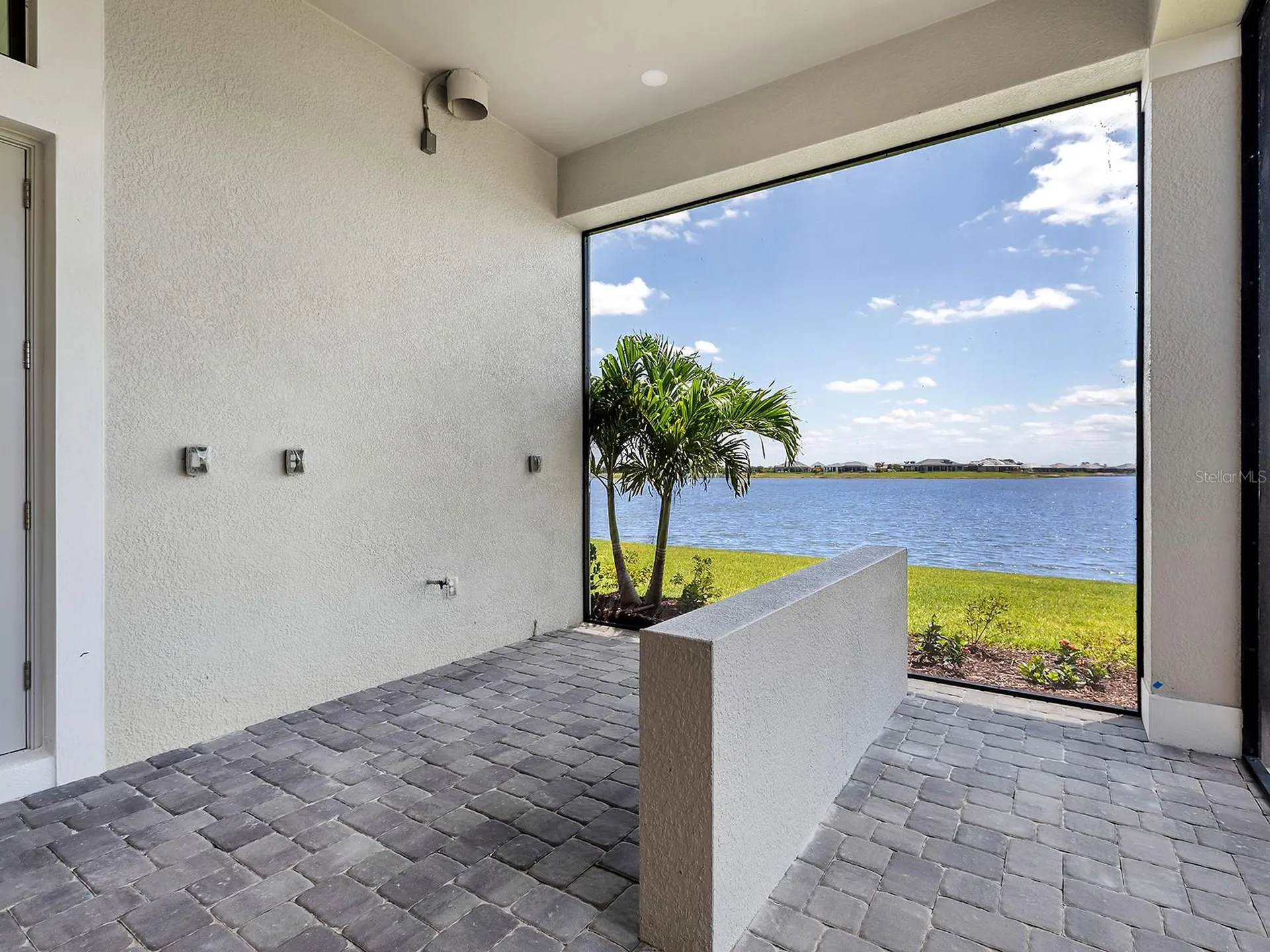 572 Blue Shell Loop Sarasota FL 34240