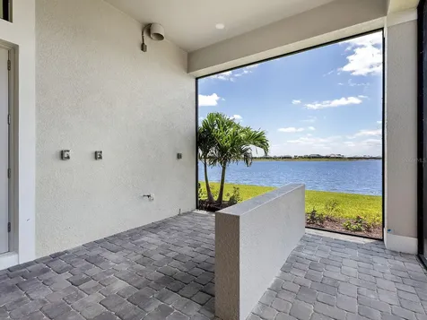 572 Blue Shell Loop Sarasota FL 34240