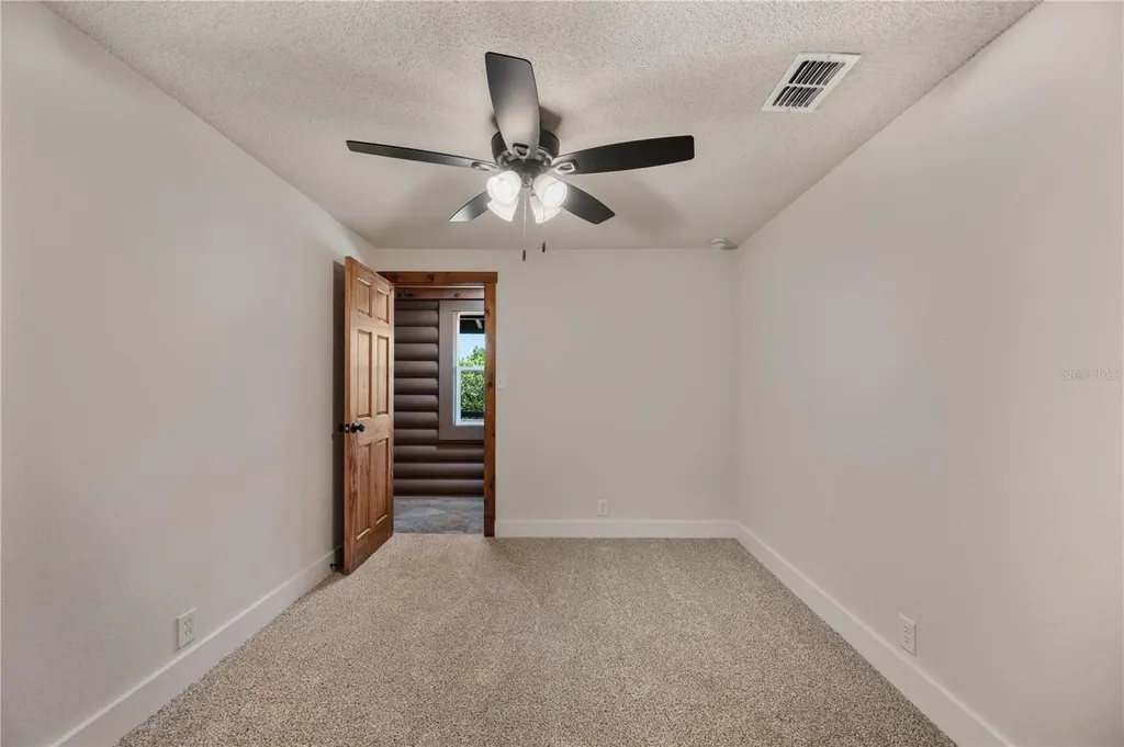 1920 E Palm Street Davenport FL 33837