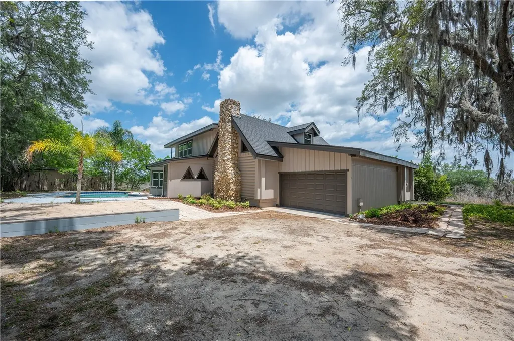 1920 E Palm Street Davenport FL 33837