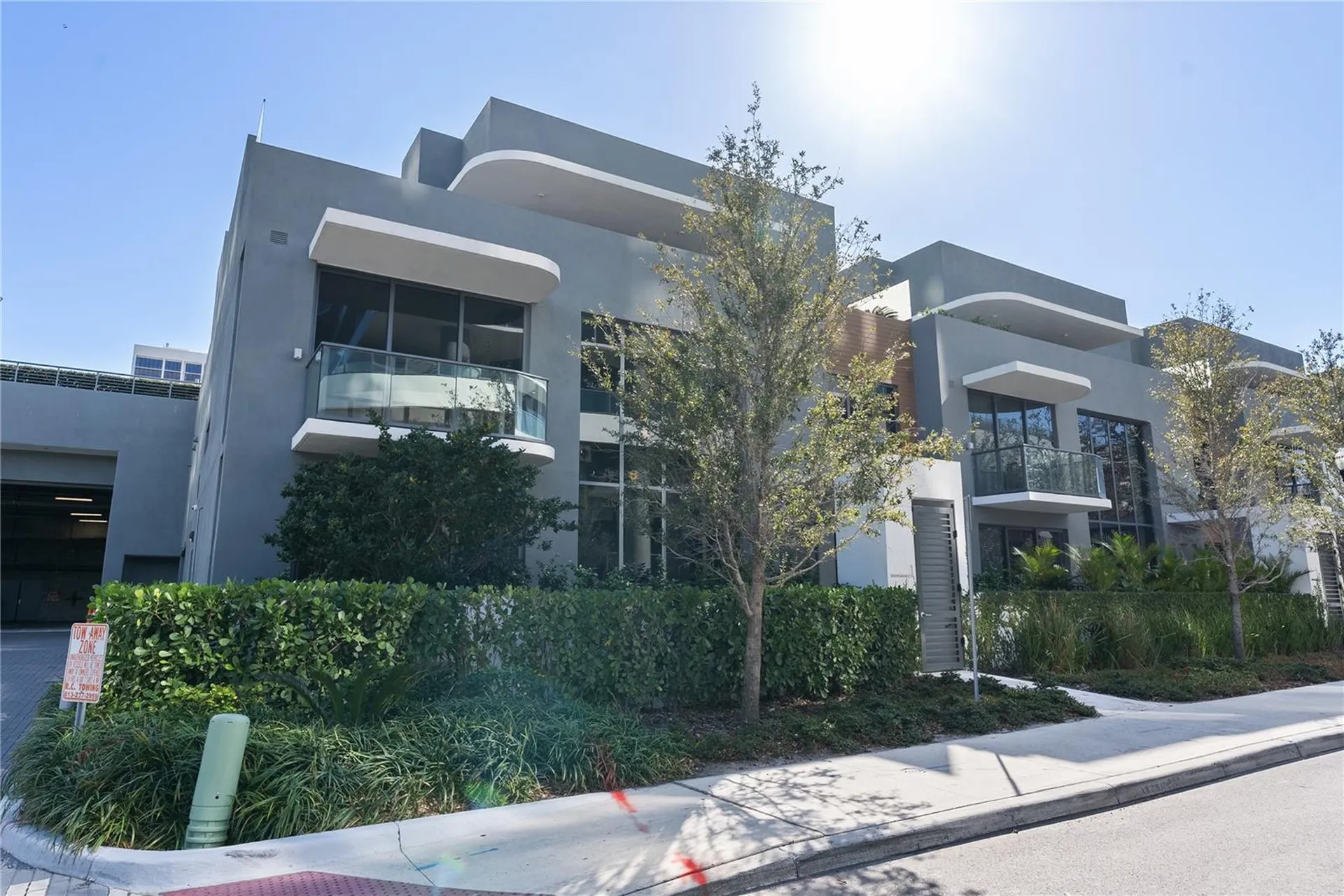 3020 W Santiago Street Tampa FL 33629