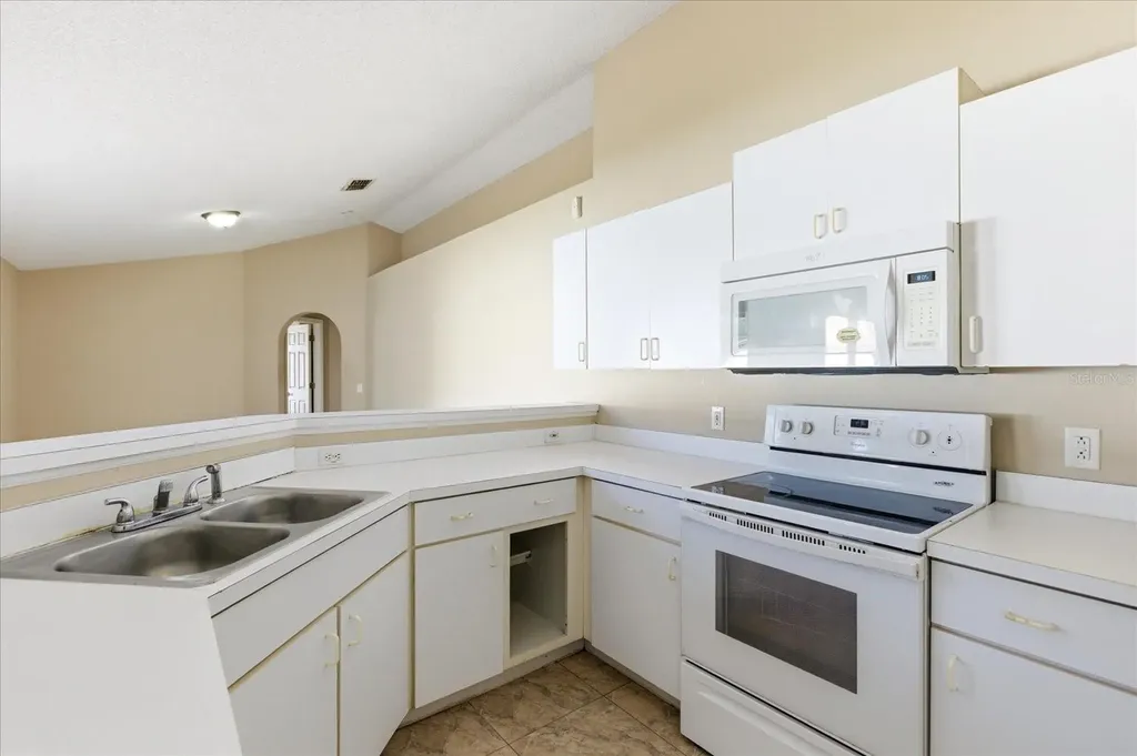 623 Polynesian Court Kissimmee FL 34758