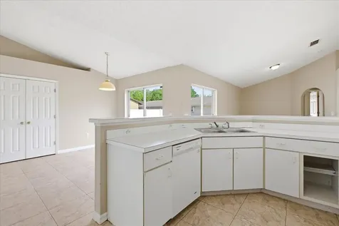 623 Polynesian Court Kissimmee FL 34758