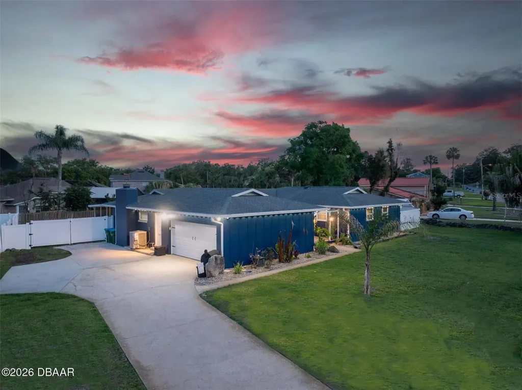 18 Tomoka Oaks Boulevard Ormond Beach FL 32174