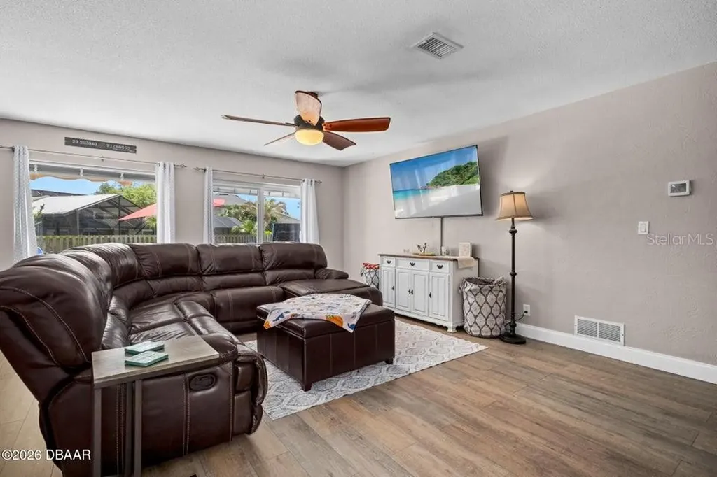 18 Tomoka Oaks Boulevard Ormond Beach FL 32174