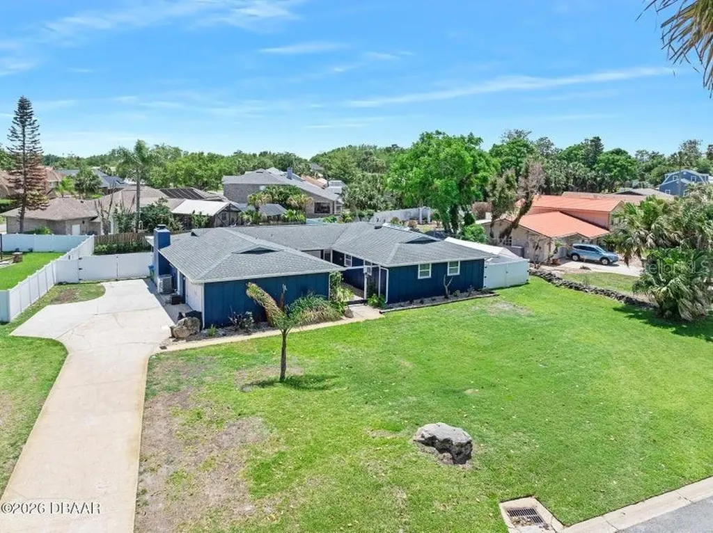 18 Tomoka Oaks Boulevard Ormond Beach FL 32174
