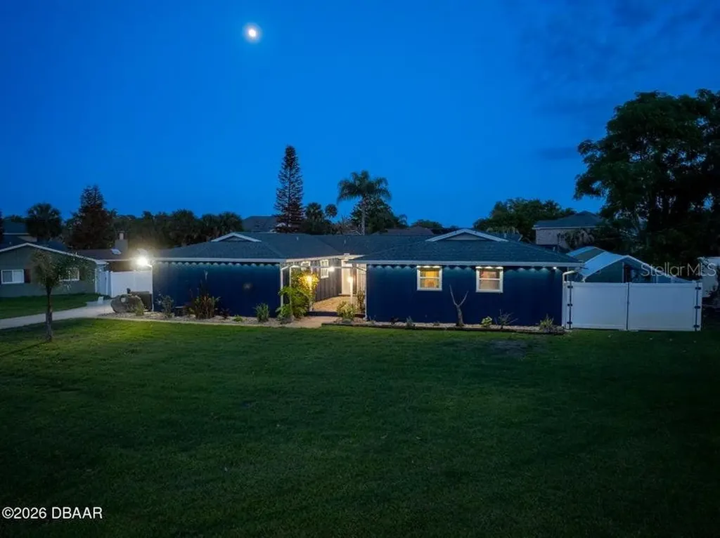 18 Tomoka Oaks Boulevard Ormond Beach FL 32174