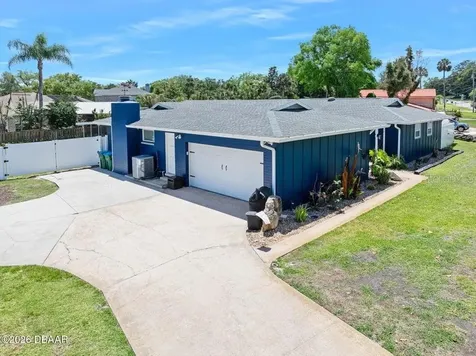 18 Tomoka Oaks Boulevard Ormond Beach FL 32174