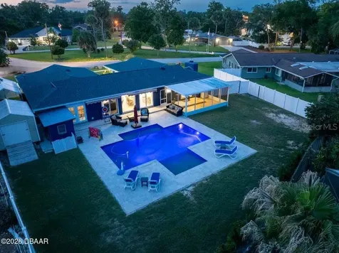 18 Tomoka Oaks Boulevard Ormond Beach FL 32174