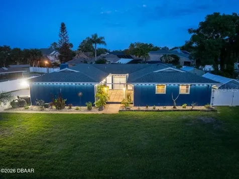 18 Tomoka Oaks Boulevard Ormond Beach FL 32174