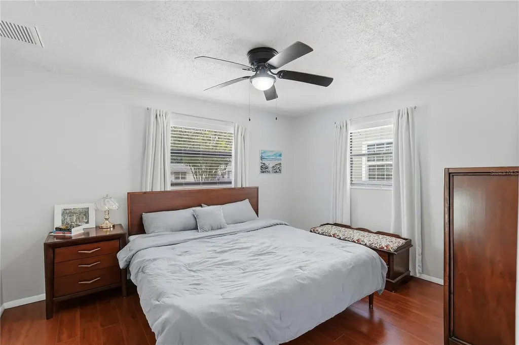 2850 15th Avenue N St Petersburg FL 33713