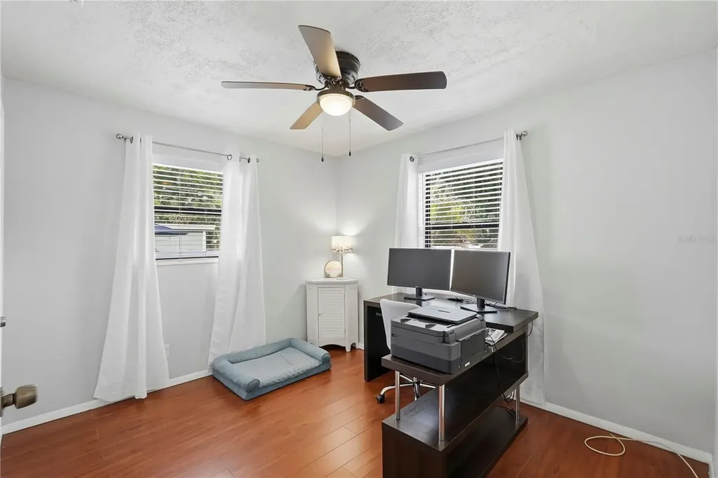 2850 15th Avenue N St Petersburg FL 33713