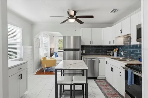 2850 15th Avenue N St Petersburg FL 33713