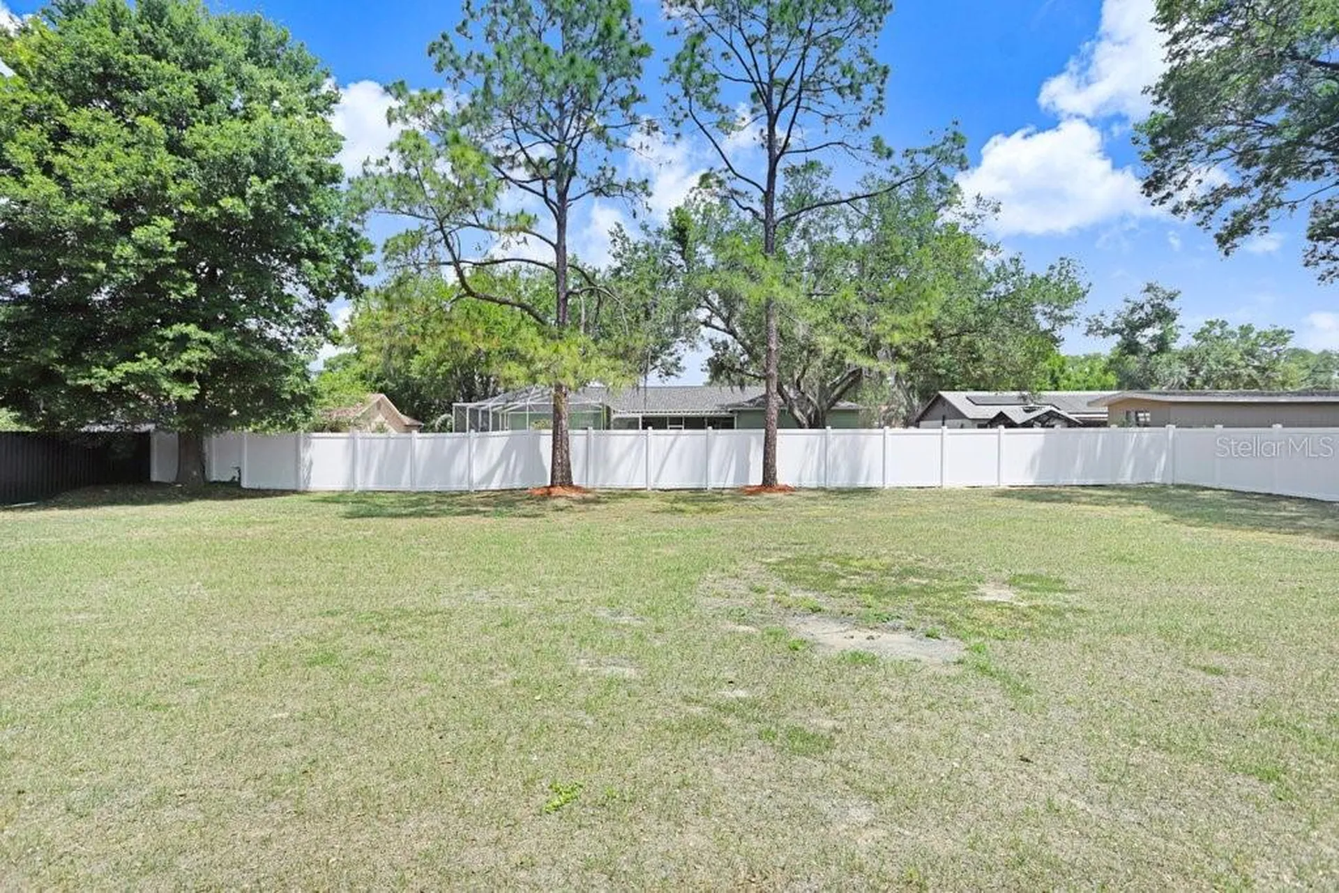 2404 Buckhorn Manor Drive Valrico FL 33594