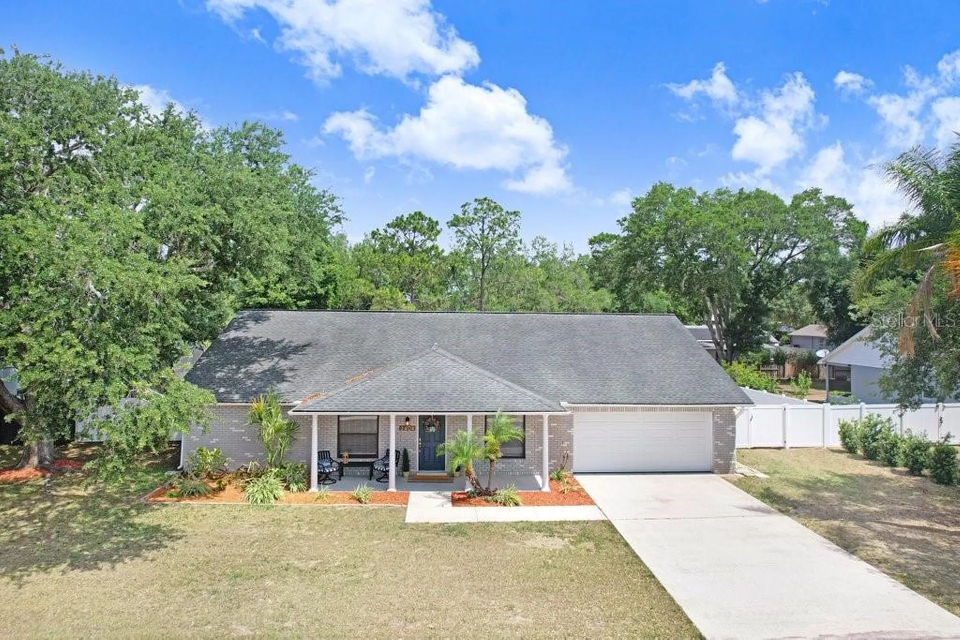 2404 Buckhorn Manor Drive Valrico FL 33594