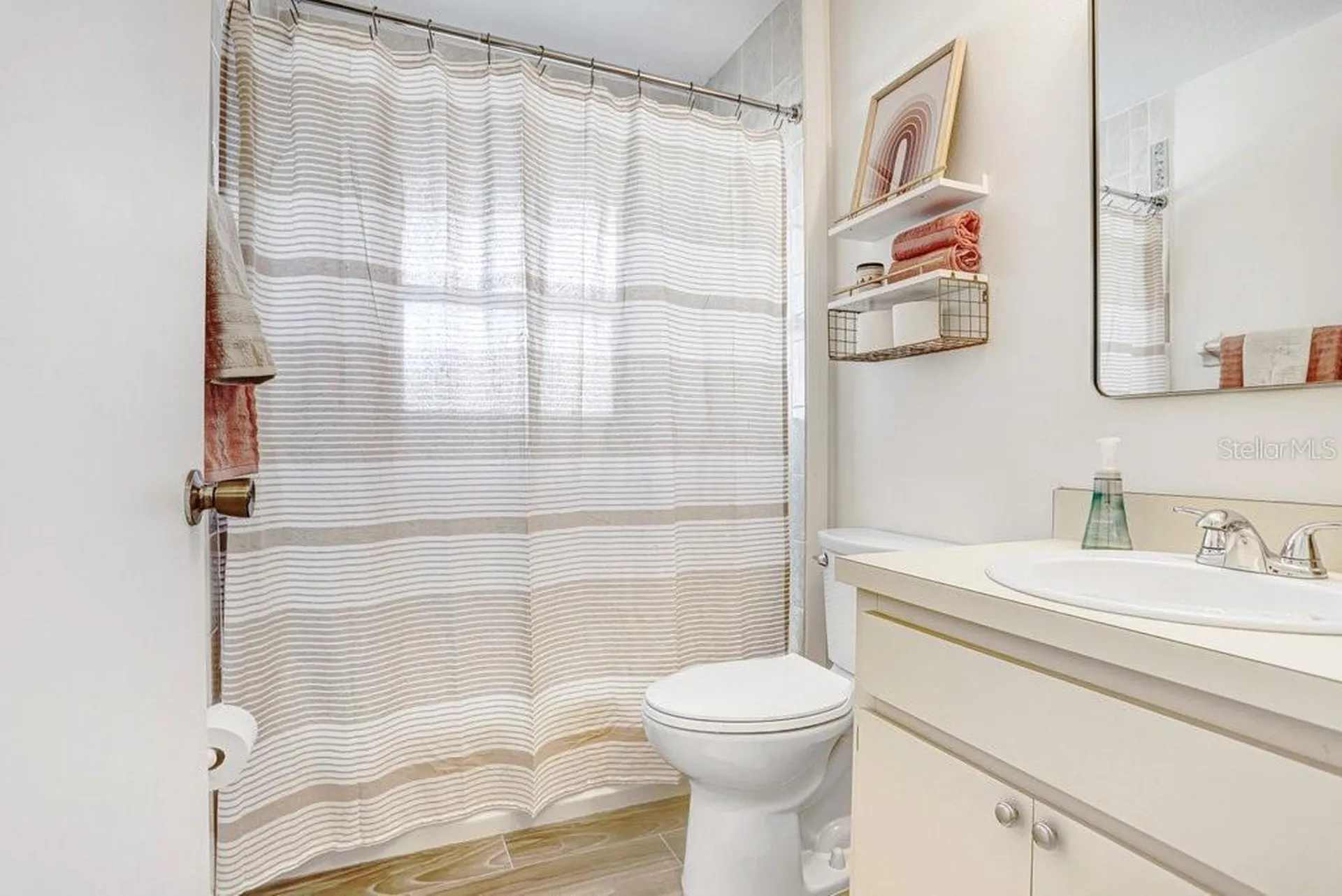 2404 Buckhorn Manor Drive Valrico FL 33594