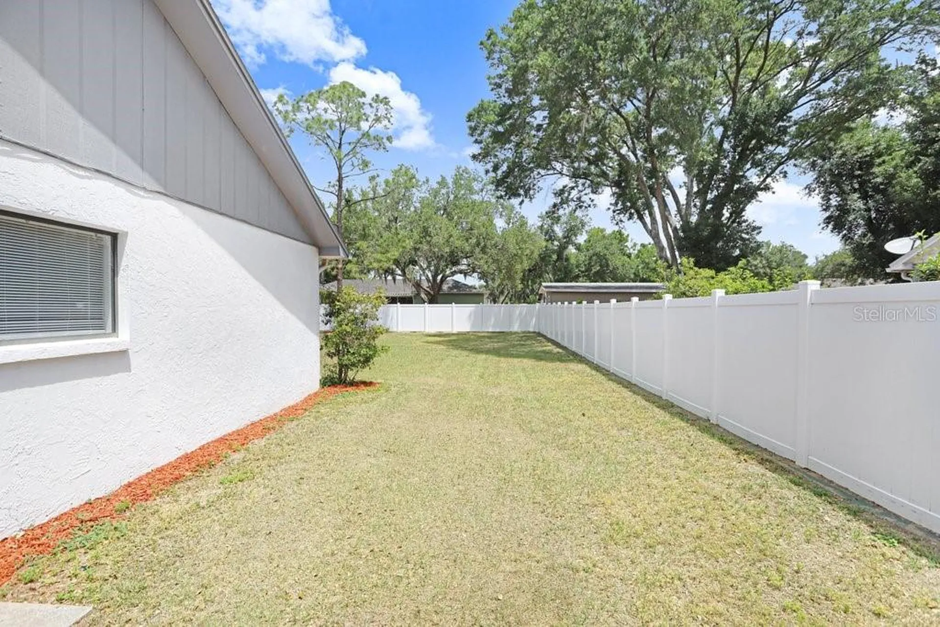 2404 Buckhorn Manor Drive Valrico FL 33594
